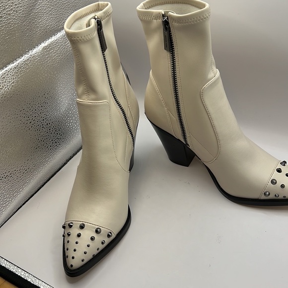 Michael Kors Dover Heeled Boots NWB size 6 - Picture 5 of 10